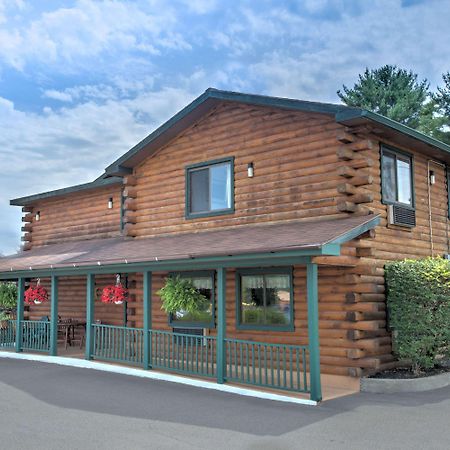 Super 8 By Wyndham Lake George/Warrensburg Area Εξωτερικό φωτογραφία